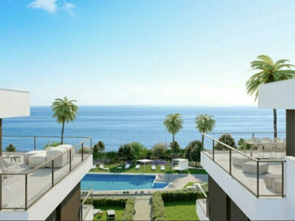 beachfront-apartment-cesares-malaga-spain